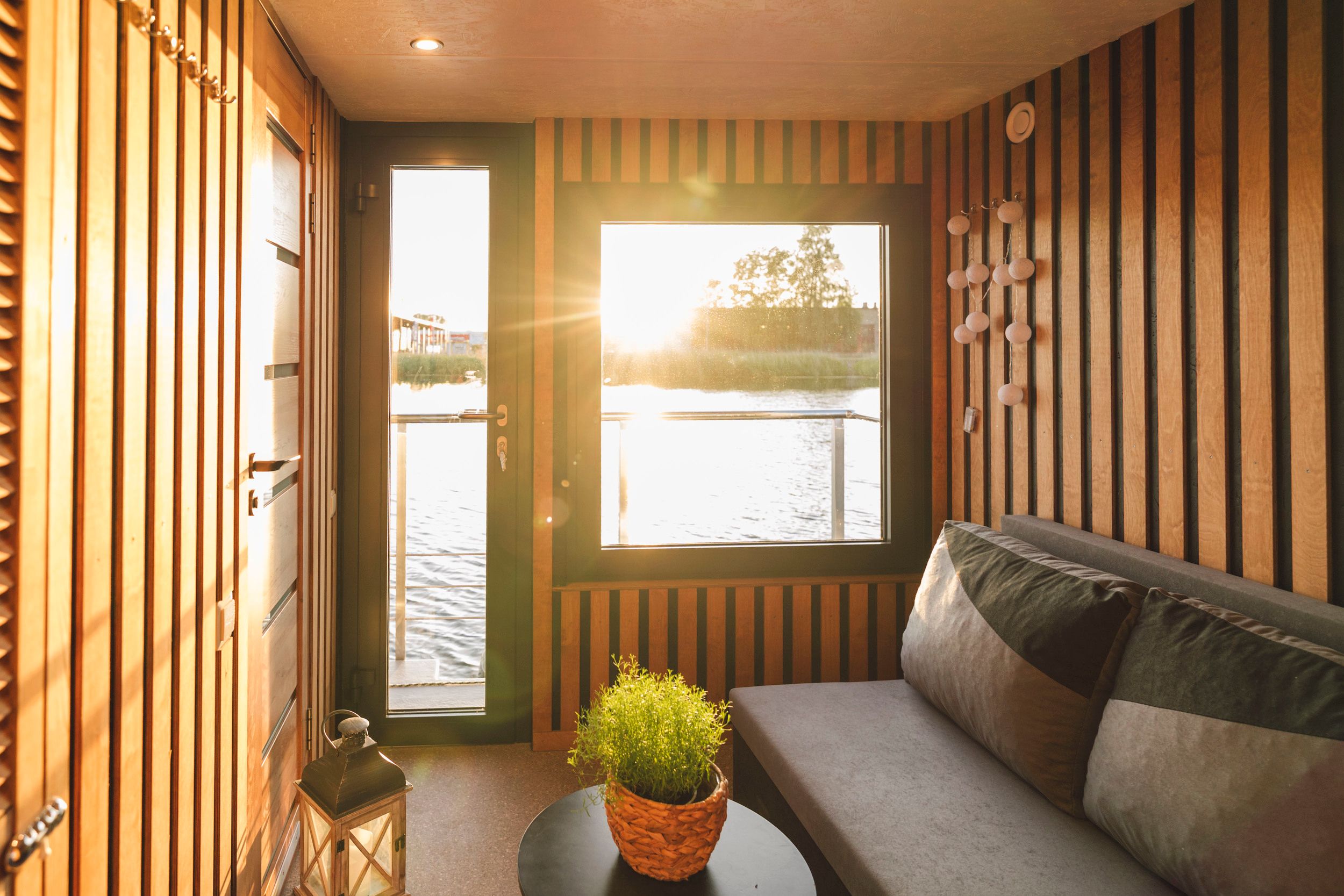 SHB Houseboat GTR 6.3 2025 – Compacte varende woonboot - Foto 6