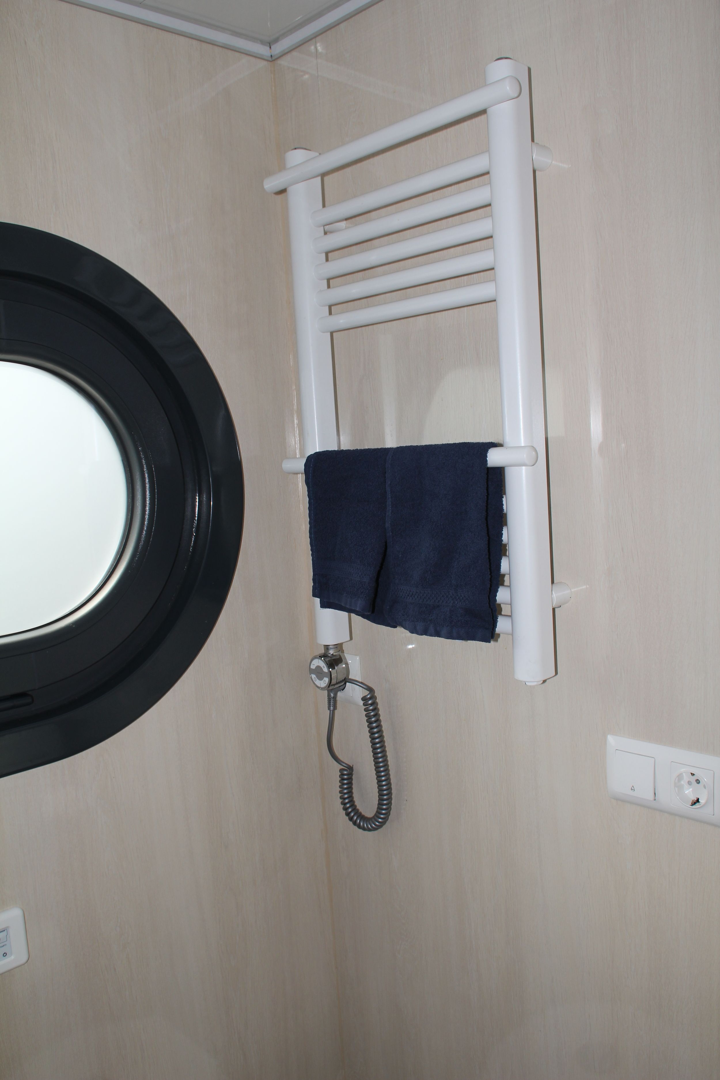 Campi 400 2020 – Stalen houseboat met charteroptie Harderwijk - Foto 15
