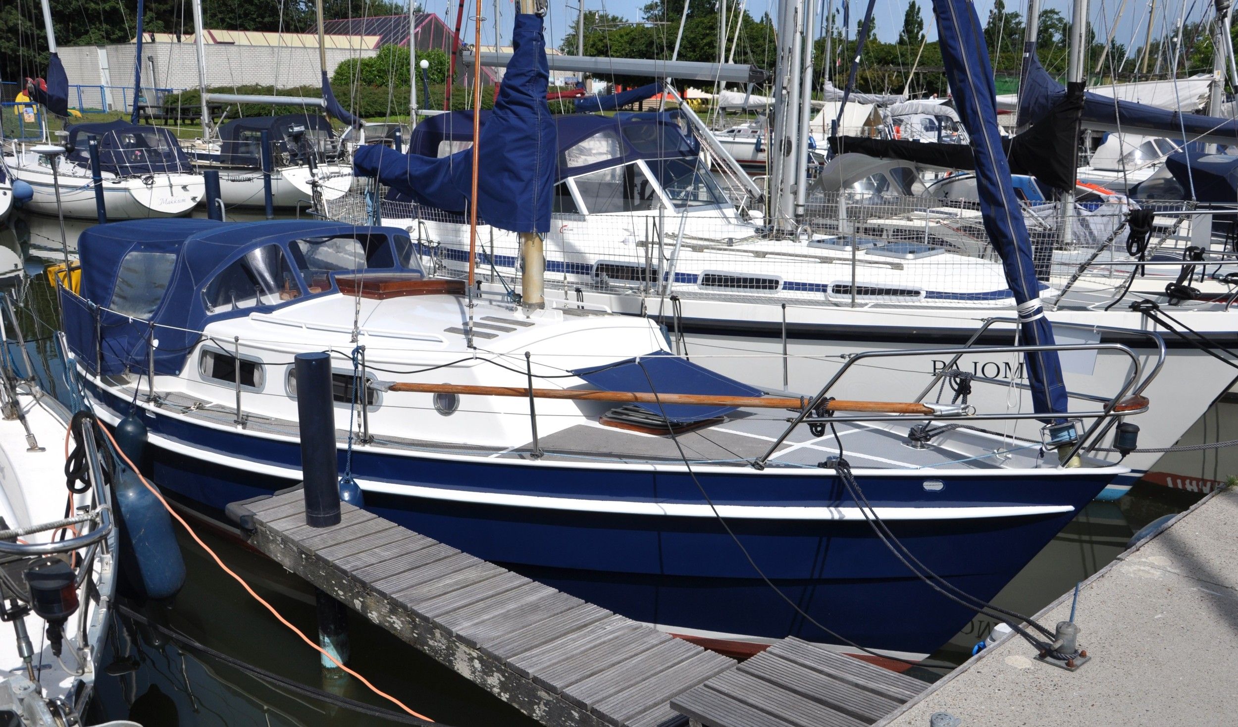 Argonaut 860 1974 – Stalen zeilboot met nieuwe motor - Foto 2