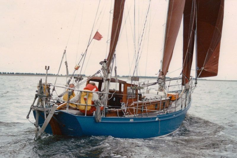 Stalen Kits 11.25 1977 – Klassieke langkieler met platte spiegel
