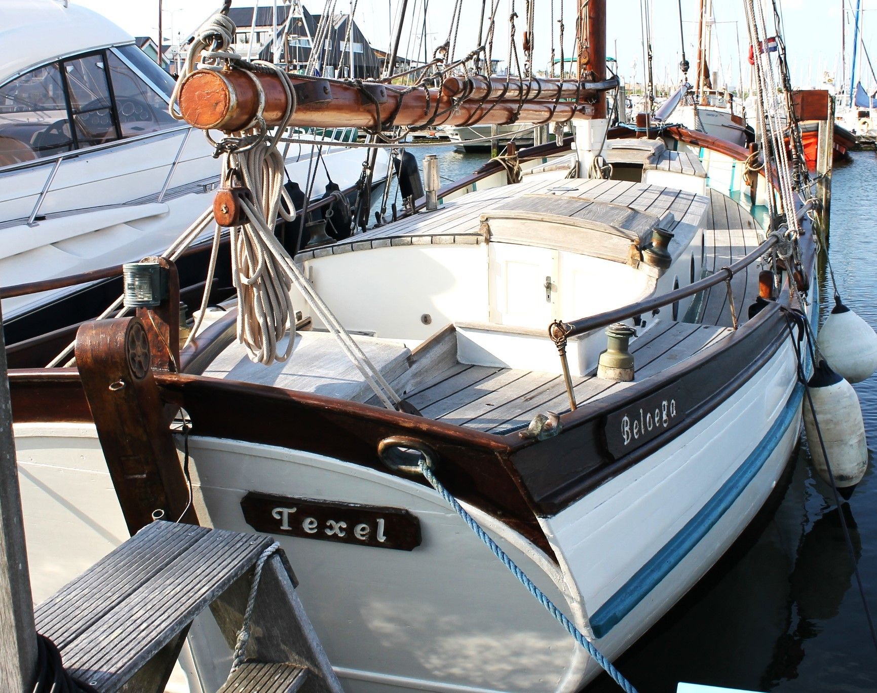 Zeegaand Zeilschip Galjas 1978 – Houten s-spant met achterspiegel - Foto 4