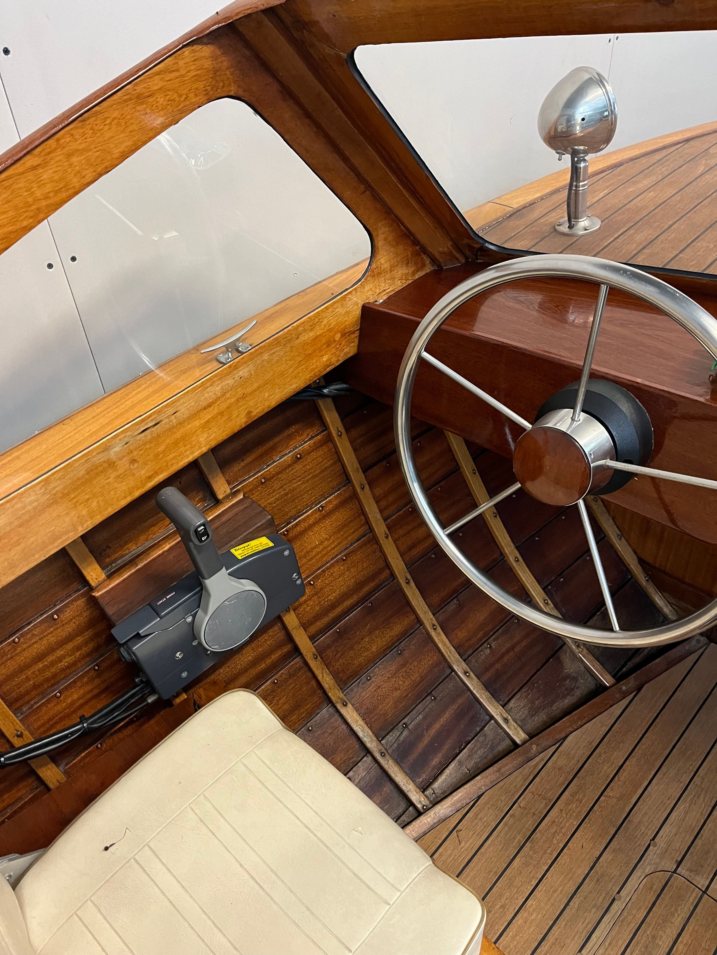Flying Finn 5.25 1960 – Klassiek houten motorbootje met trailer - Foto 14