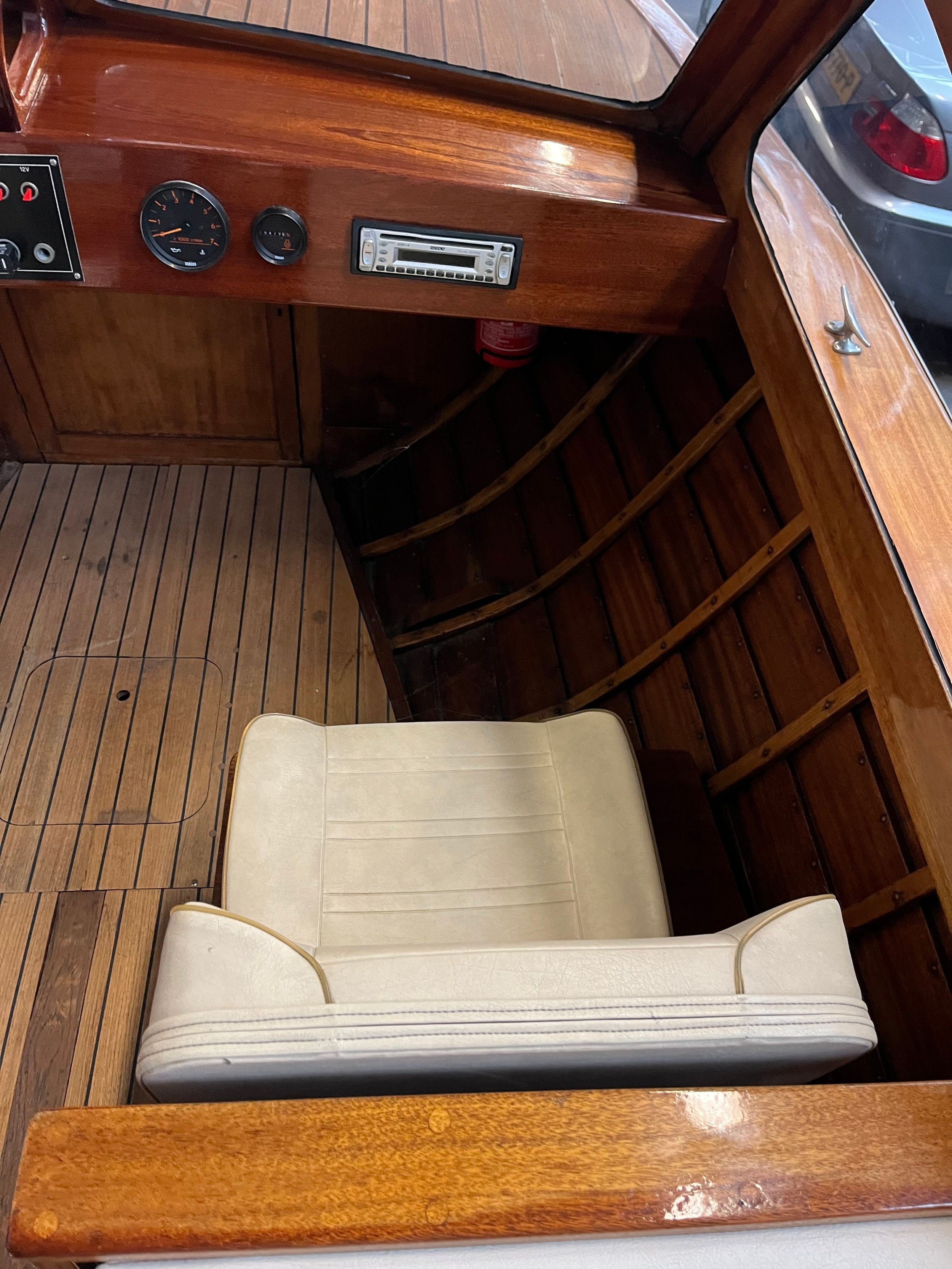 Flying Finn 5.25 1960 – Klassiek houten motorbootje met trailer - Foto 15