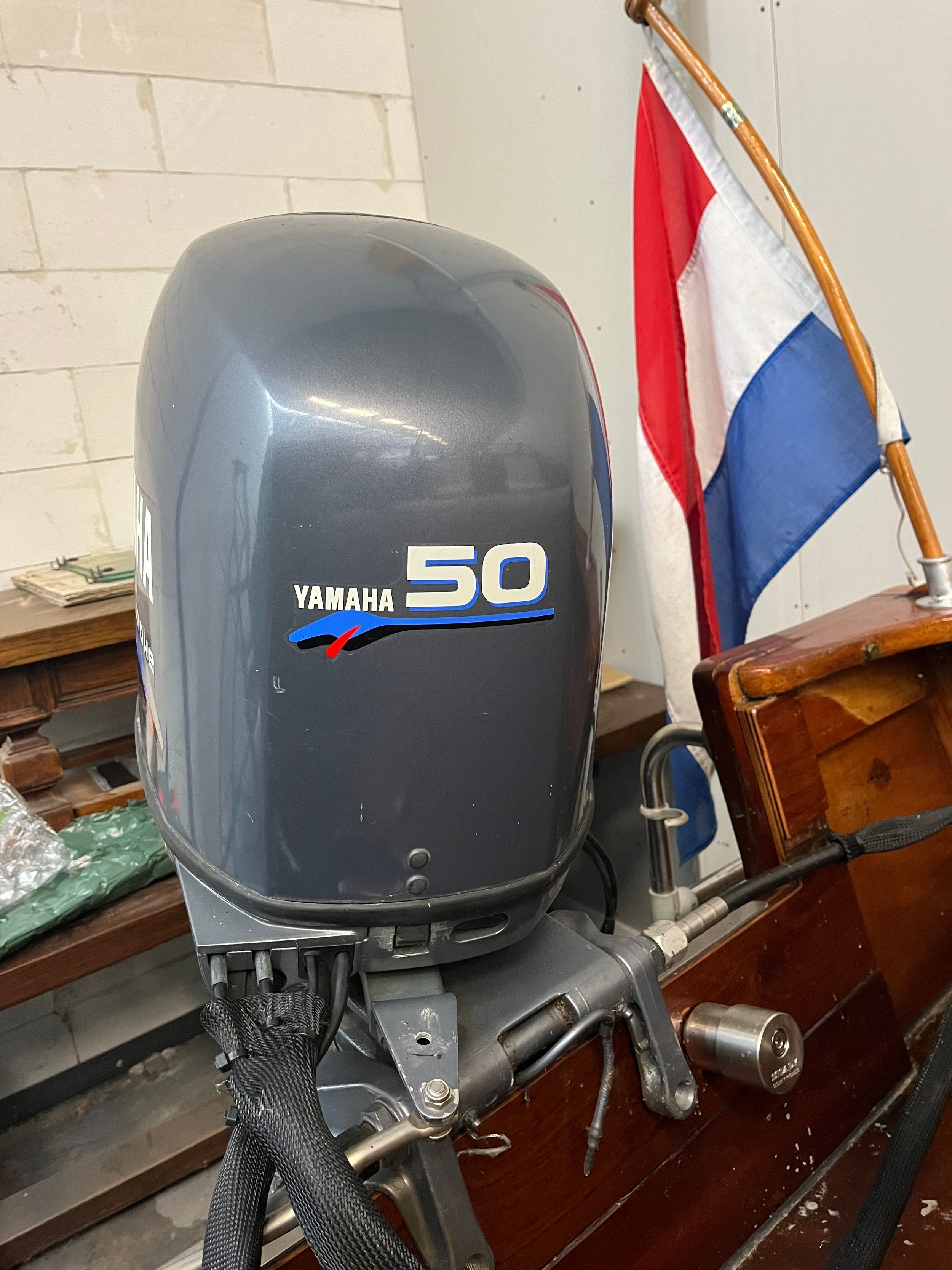 Flying Finn 5.25 1960 – Klassiek houten motorbootje met trailer - Foto 8