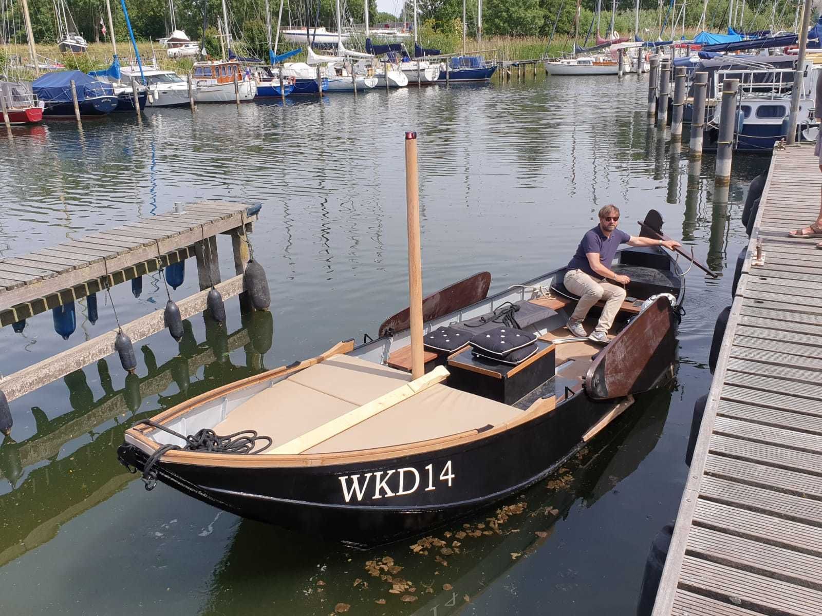 Zalmschouw 730 1937 – Gerestaureerde stalen tender met hut - Foto 1