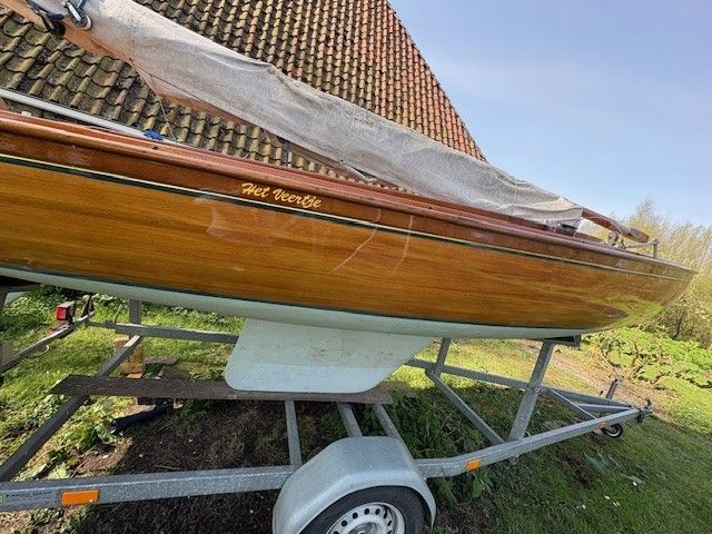 16m² zeilboot 1966 – Klassiek hout met trailer en motor - Foto 3