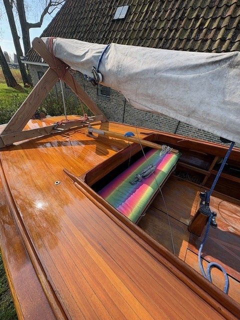 16m² zeilboot 1966 – Klassiek hout met trailer en motor - Foto 10