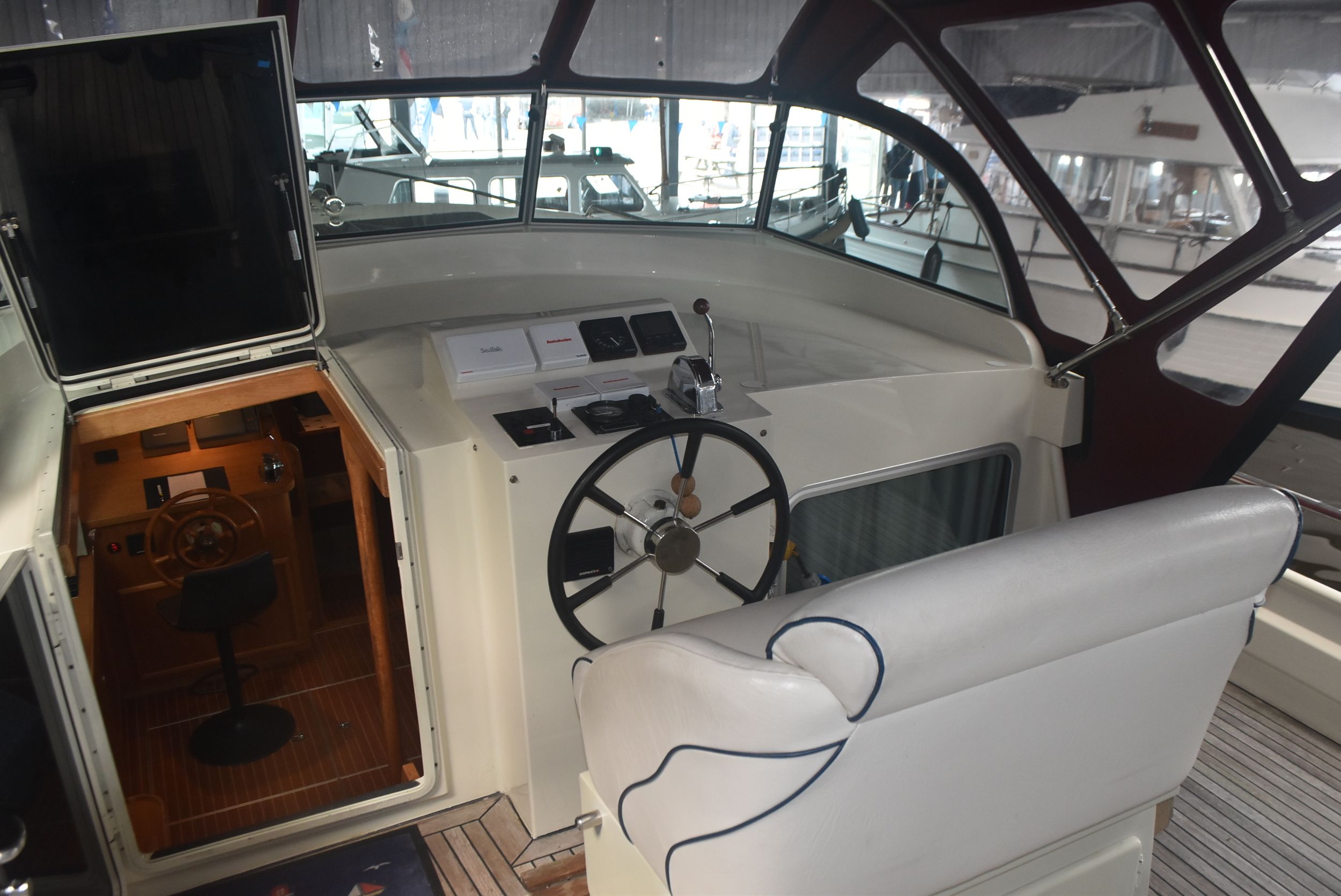 Linssen 380 AC 1998 – Stalen motorjacht met 450 motoruren - Foto 3