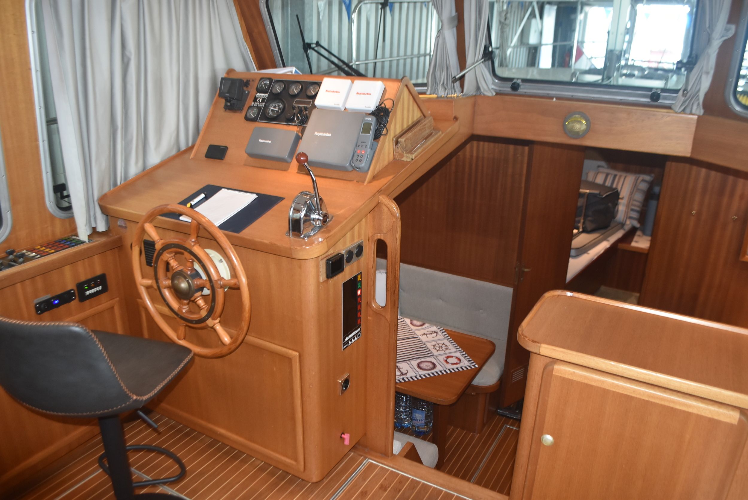 Linssen 380 AC 1998 – Stalen motorjacht met 450 motoruren - Foto 7
