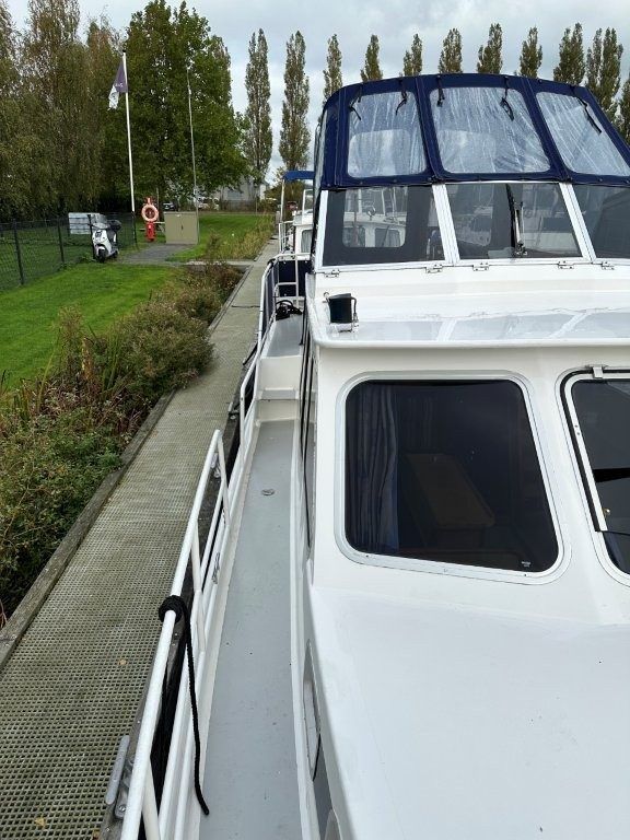 Aquanaut 1000 AK 1998 – stalen verdrijver met ruime indeling - Foto 4
