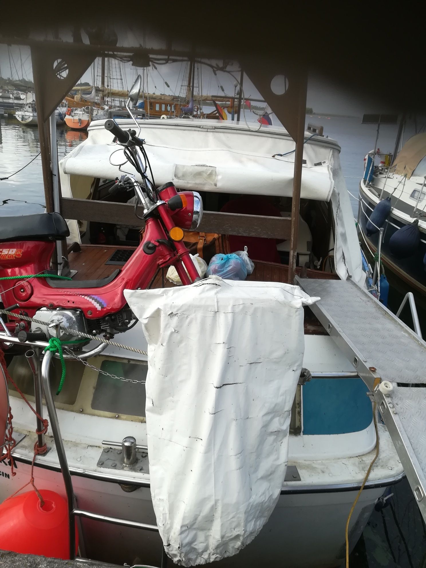 Amerglass Searunner 30 AK 1978 – robuuste motorboot - Foto 14