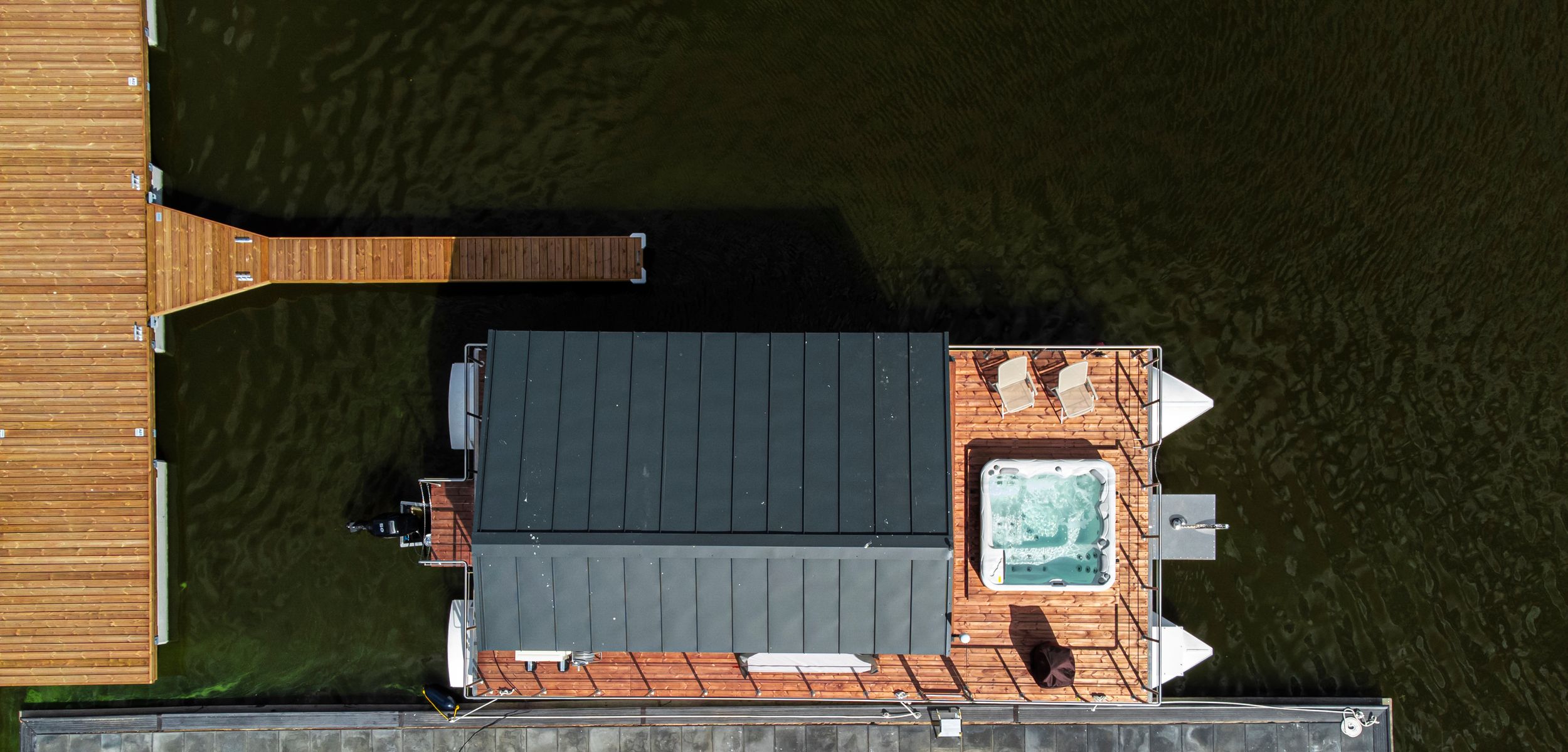 Twin M-Cabin Houseboat 2026 – Nieuwbouw woonboot met catamaran-drijvers - Foto 8