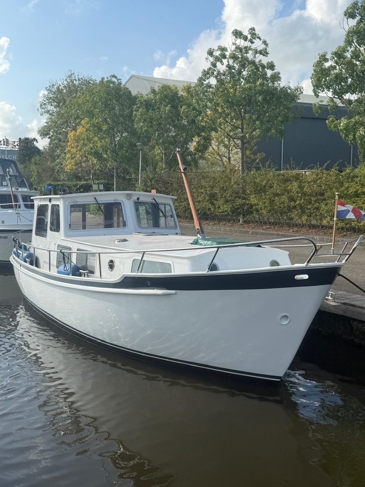 Waalkotter 980 OK 1982 – Stalen motorjacht met 4 hutten - Foto 3