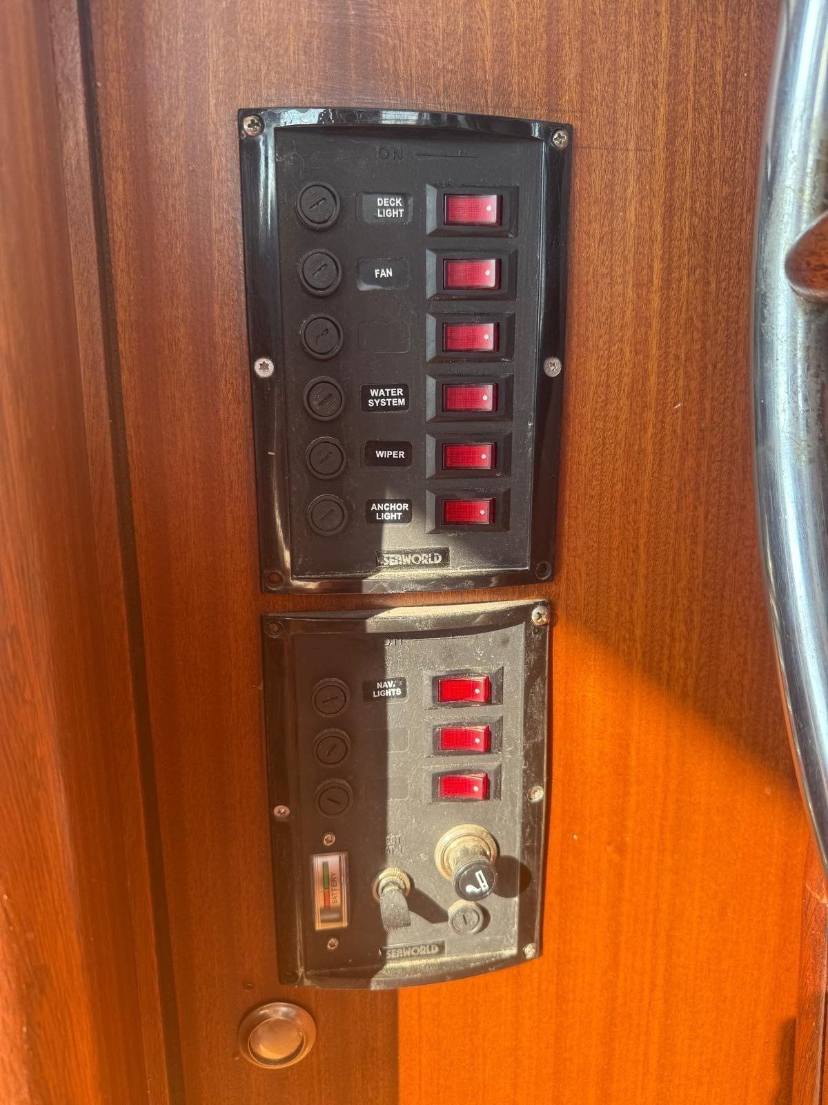 Waalkotter 980 OK 1982 – Stalen motorjacht met 4 hutten - Foto 23