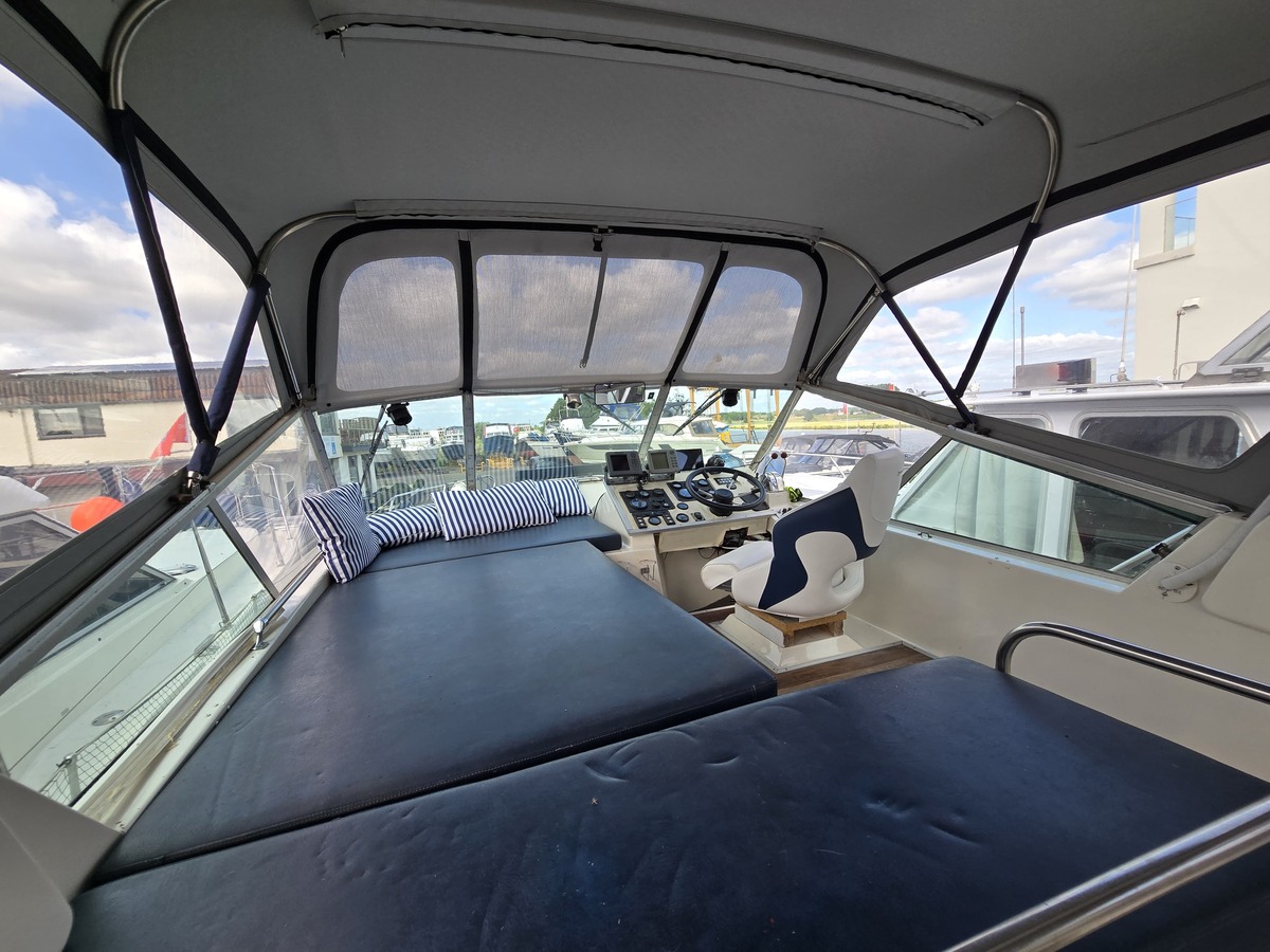 Fairline 32 Phantom 1981 – polyester sportcruiser met Volvo-krachtbron - Foto 6
