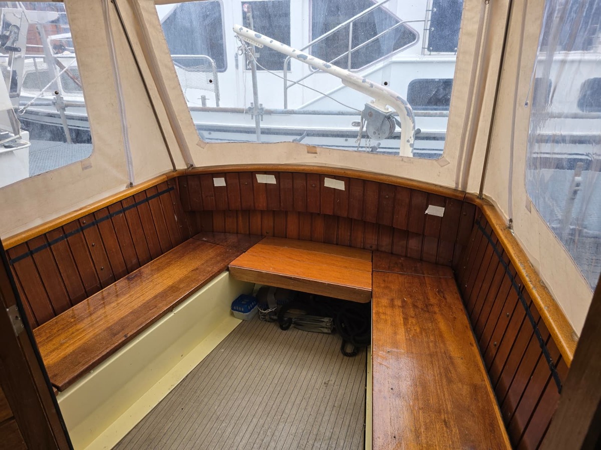 Motorjacht Lovely 985 OK 1987 – stalen romp, 9,85m - Foto 2