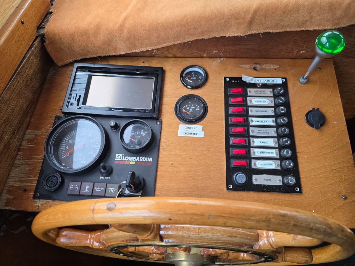 Motorjacht Lovely 985 OK 1987 – stalen romp, 9,85m - Foto 5