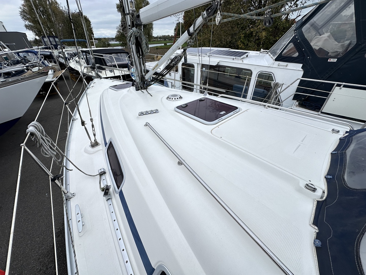 Bavaria 30 2006 – Zeewaardige cruiser met vleugelkiel - Foto 2
