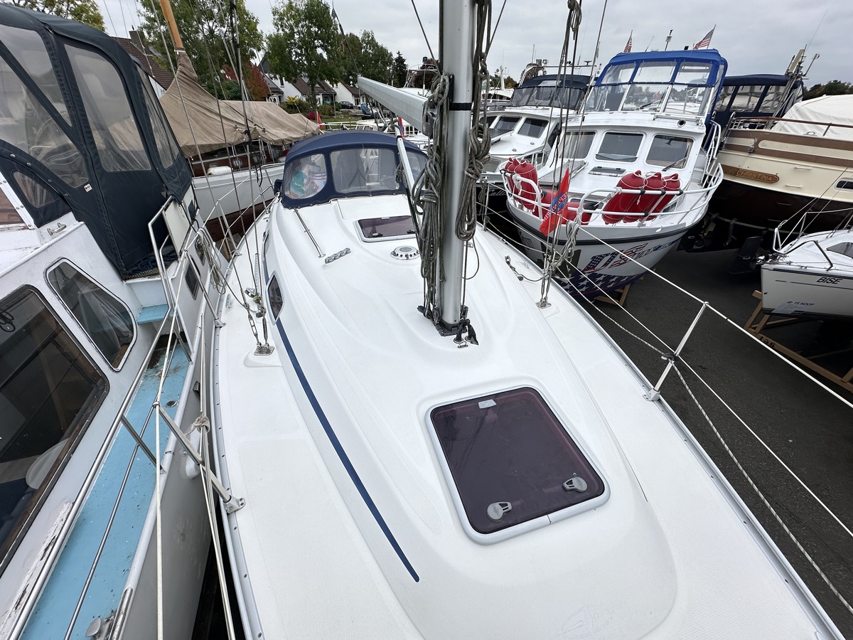 Bavaria 30 2006 – Zeewaardige cruiser met vleugelkiel - Foto 3