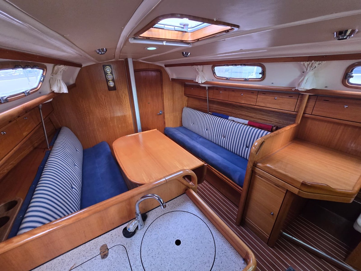 Bavaria 30 2006 – Zeewaardige cruiser met vleugelkiel - Foto 6