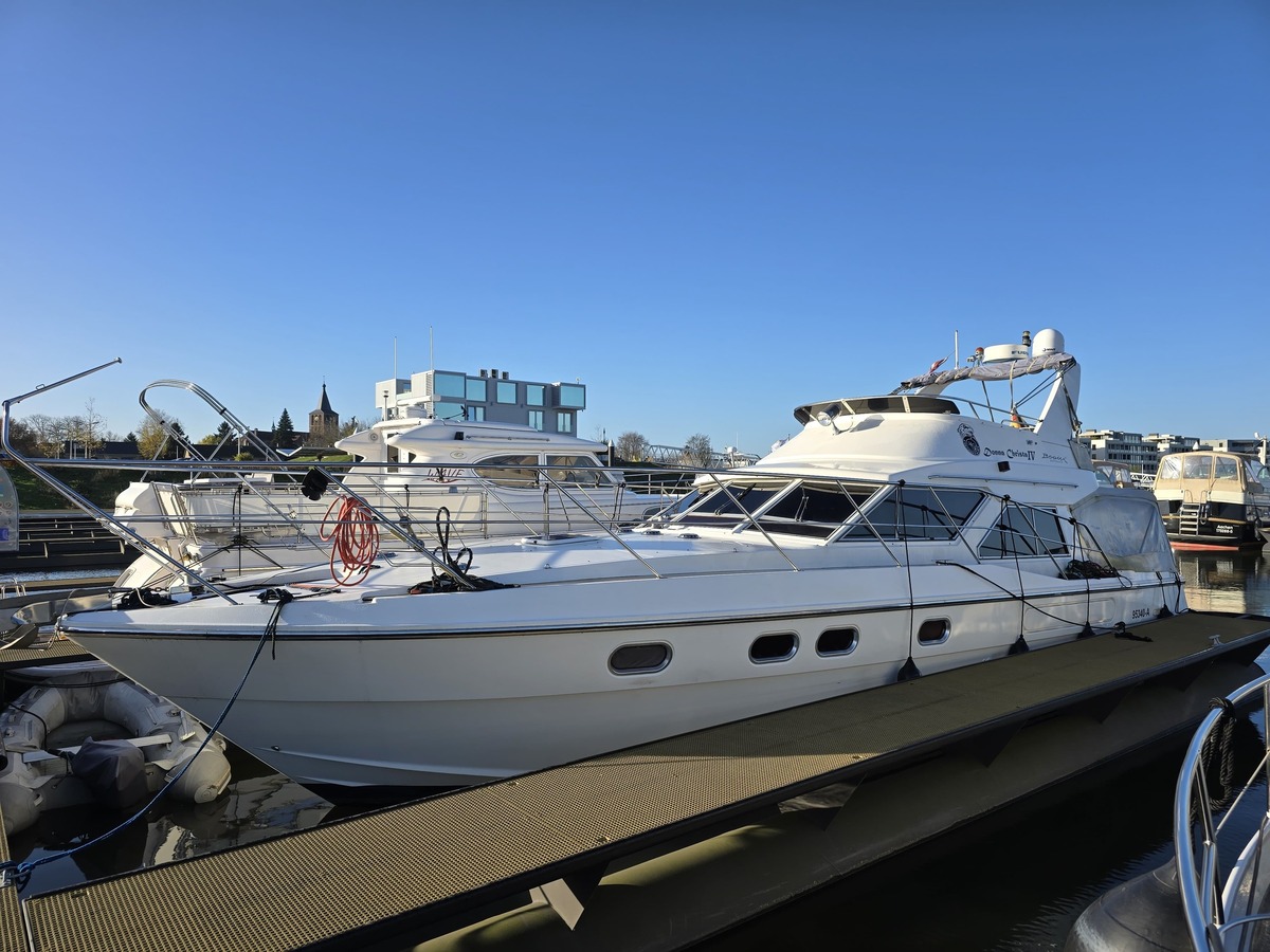 Beaux Bateaux 43 1992 – Ruim motorjacht met 3 hutten - Foto 7