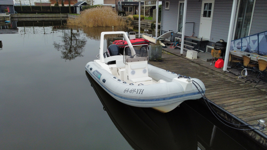 Capelli Tempest 625 2003 – snelle RIB met 225pk Evinrude - Foto 1