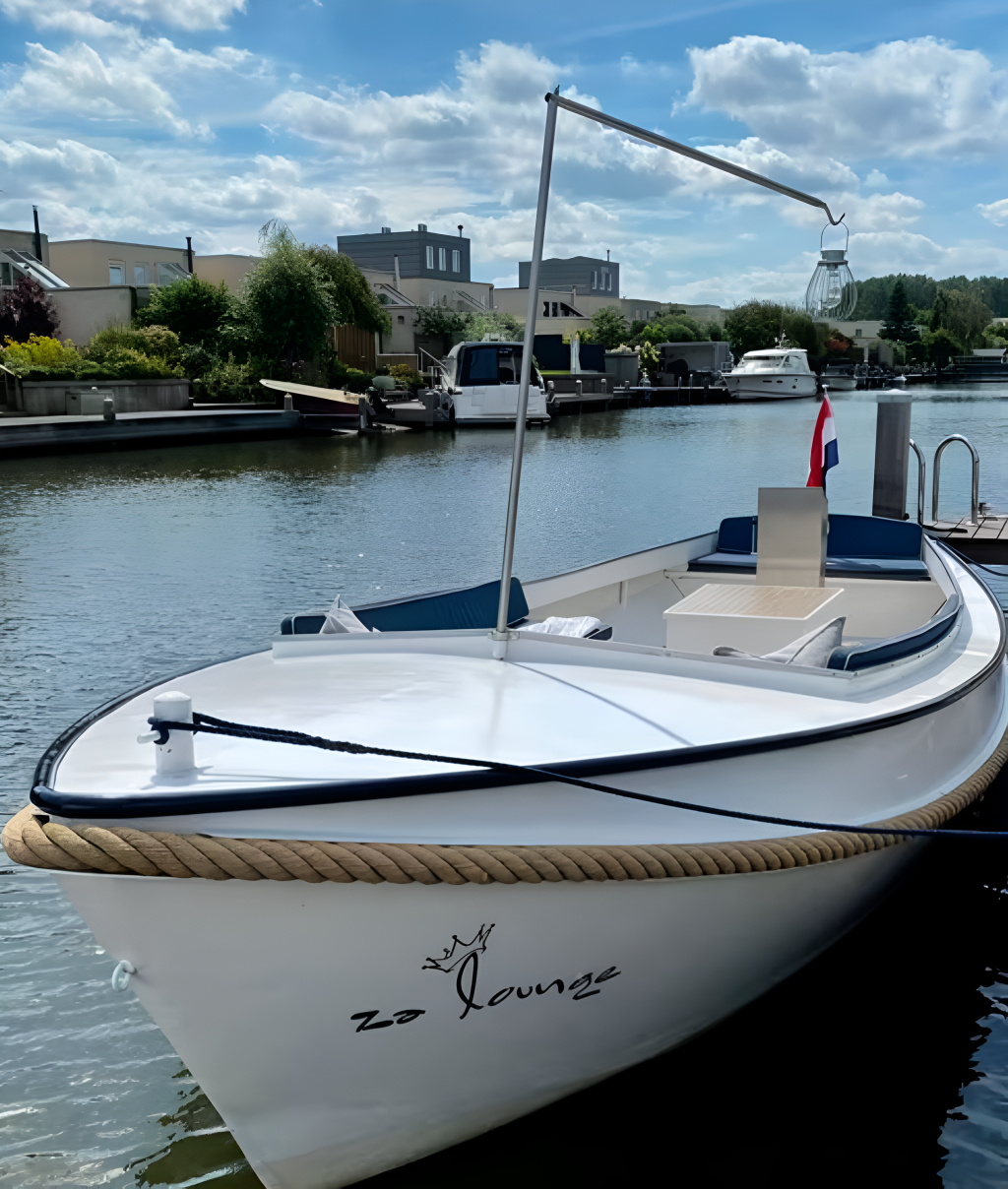 Beenhakker Sloep 7,4m – Volvo Penta diesel, recent geschilderd