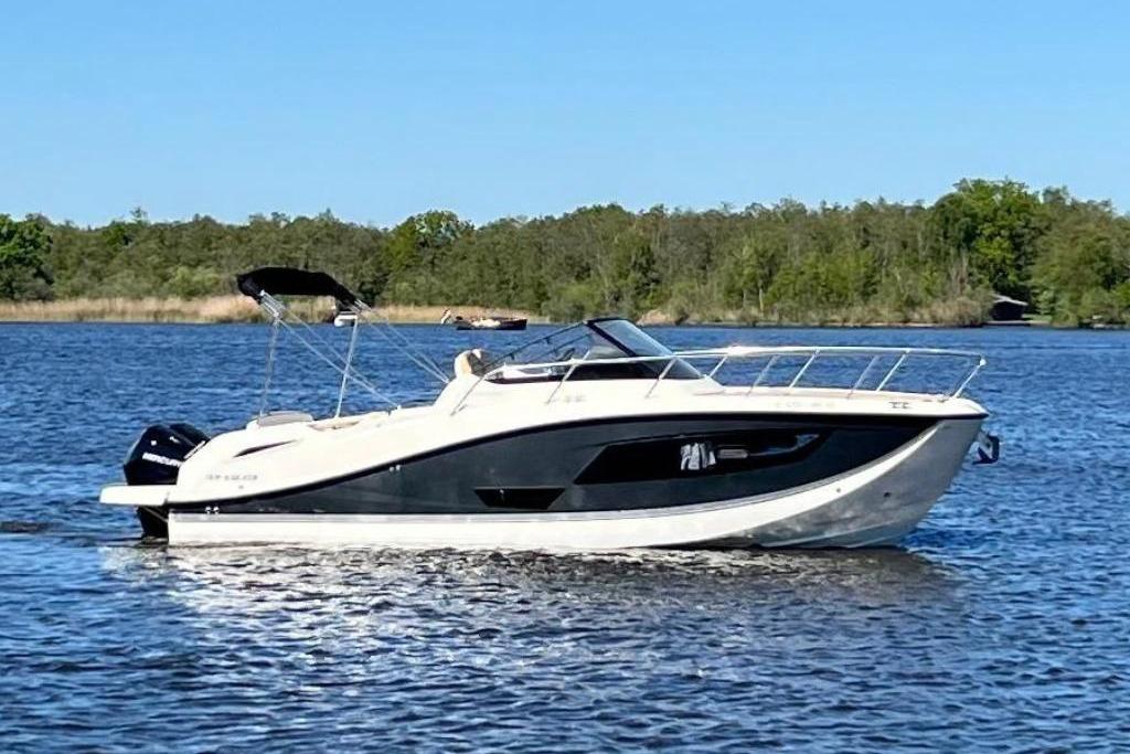 Quicksilver Activ 875 Sundeck 2021 – dubbel 200 pk Mercury