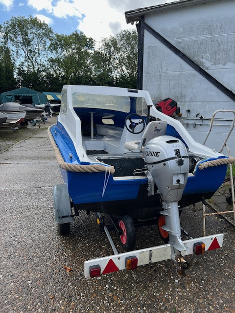 Sportboot 4,3m 2000 – compleet met trailer en motor - Foto 4