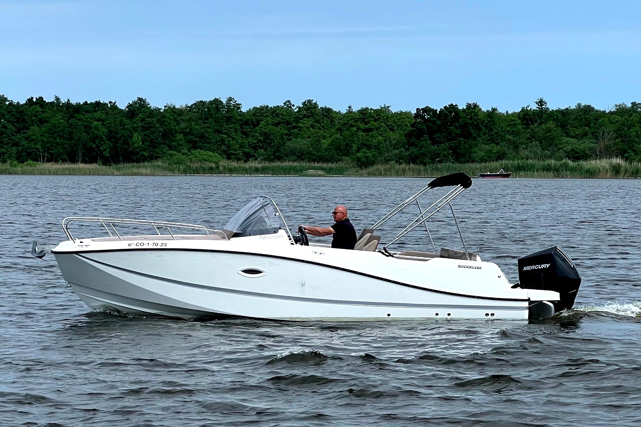 Quicksilver Activ 755 Sundeck - Foto 3