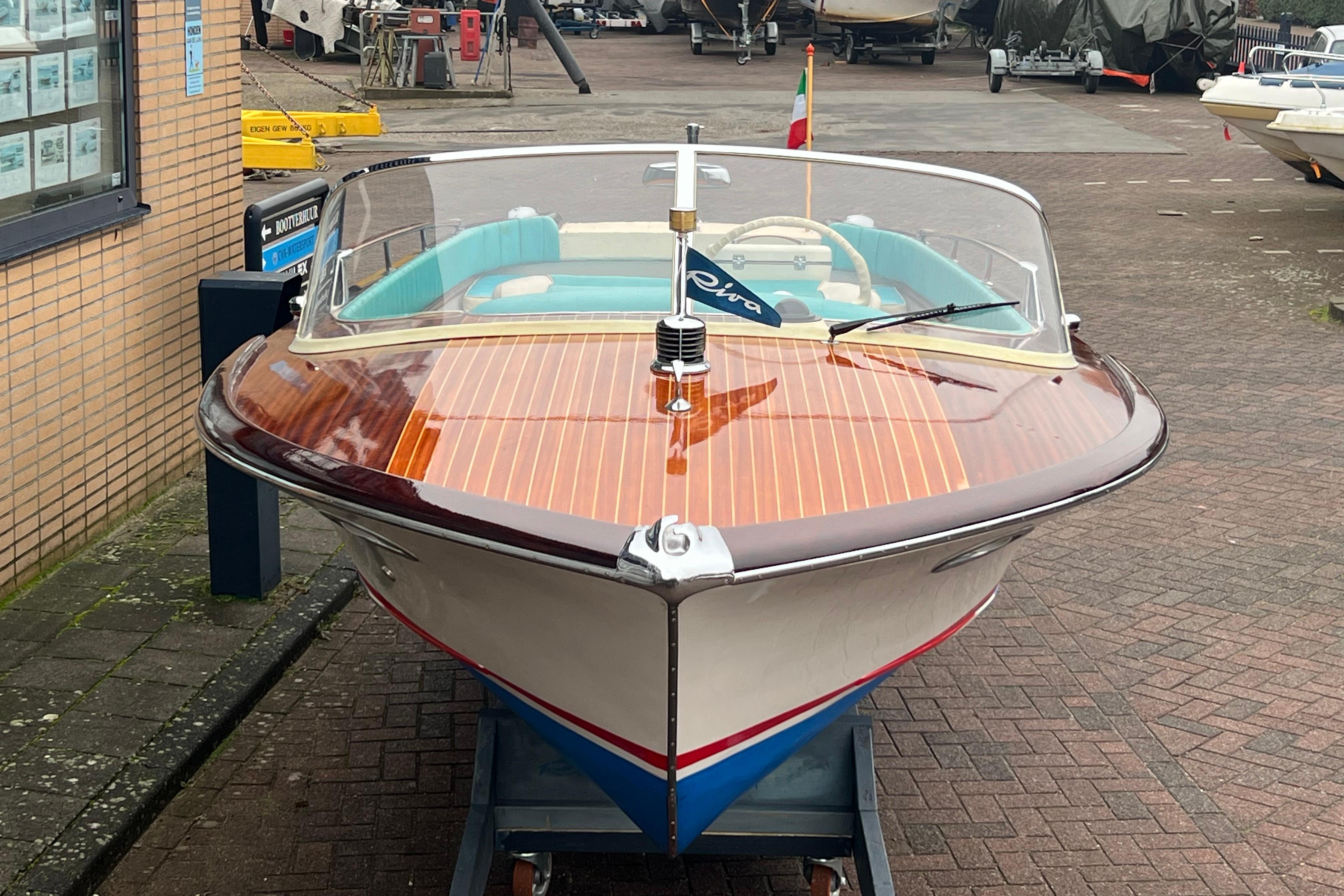 Riva Junior 1968 – gerestaureerde klassieker met V8 - Foto 4