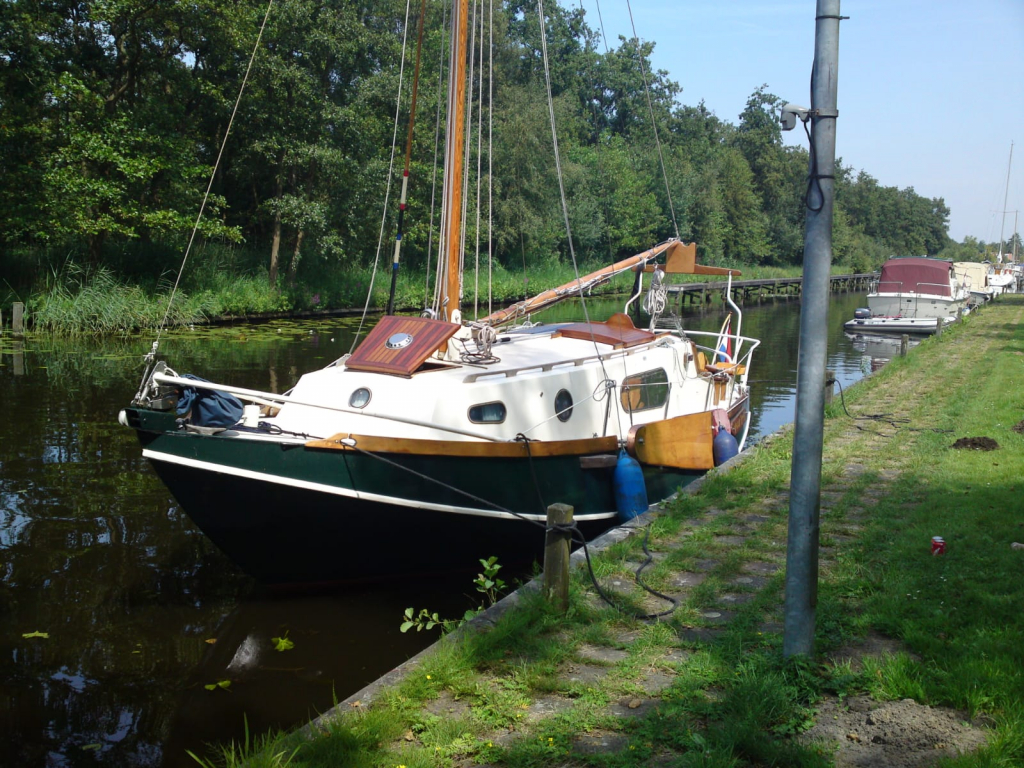 Baarda Zee Grundel 1979 – Platbodem met boegschroef