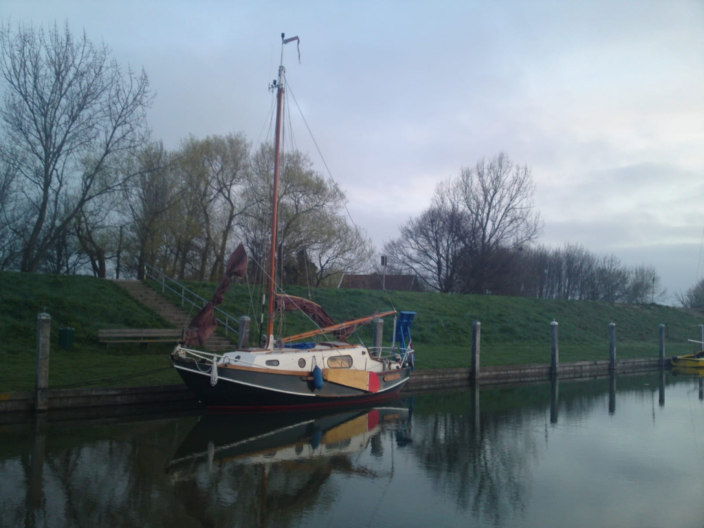 Baarda Zee Grundel 1979 – Platbodem met boegschroef - Foto 14