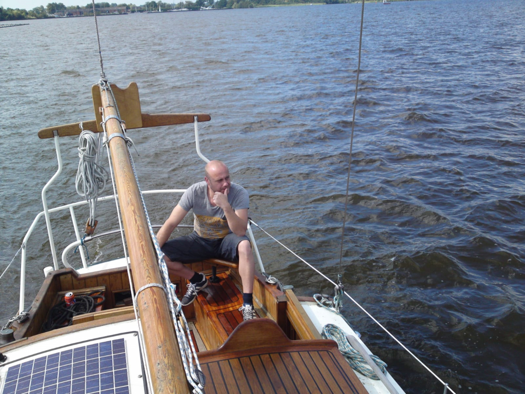 Baarda Zee Grundel 1979 – Platbodem met boegschroef - Foto 16