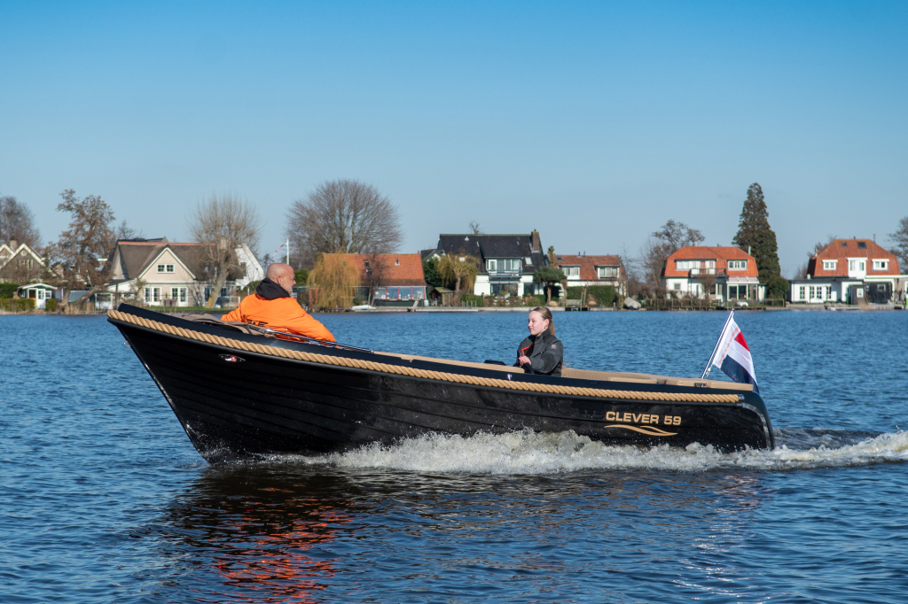 Clever 59 2024 – Veelzijdige polyester sloep - Foto 12