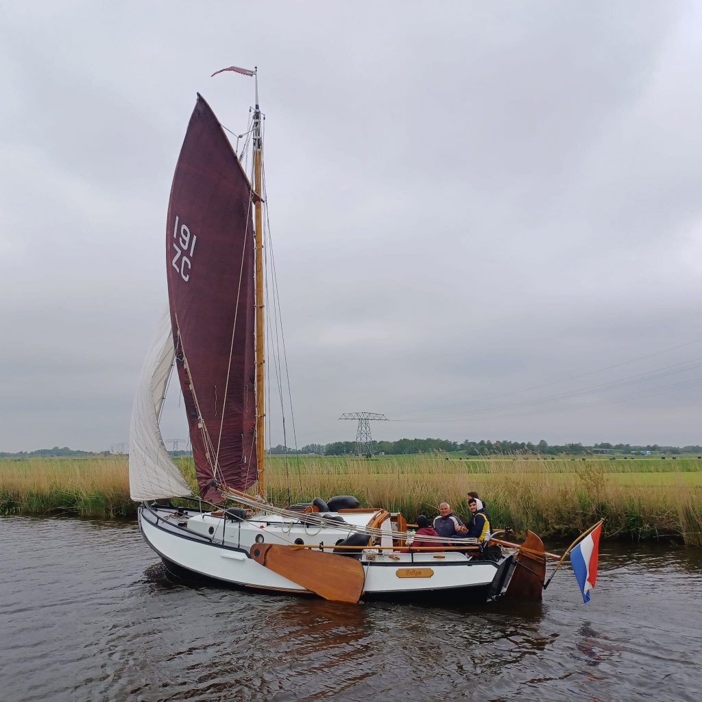 Tholense Schouw 1961 – Goed onderhouden platbodem met werf-historie - Foto 5