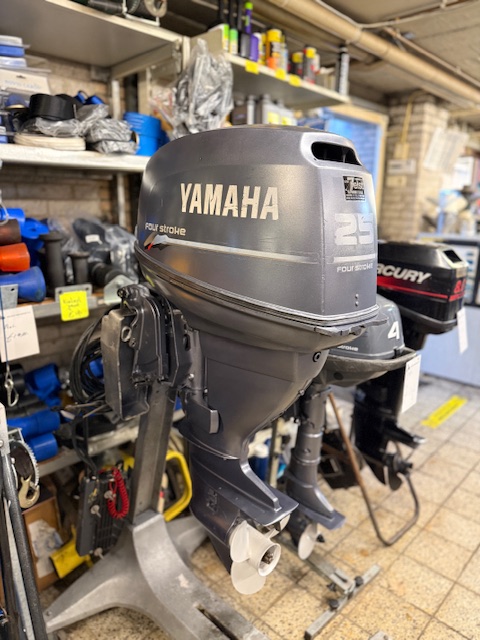 Yamaha 25pk 4-takt buitenboordmotor – elektrische start