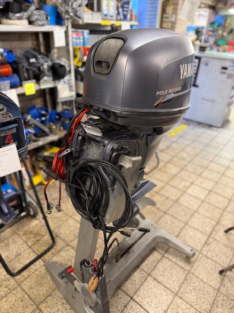 Yamaha 25pk 4-takt buitenboordmotor – elektrische start - Foto 3