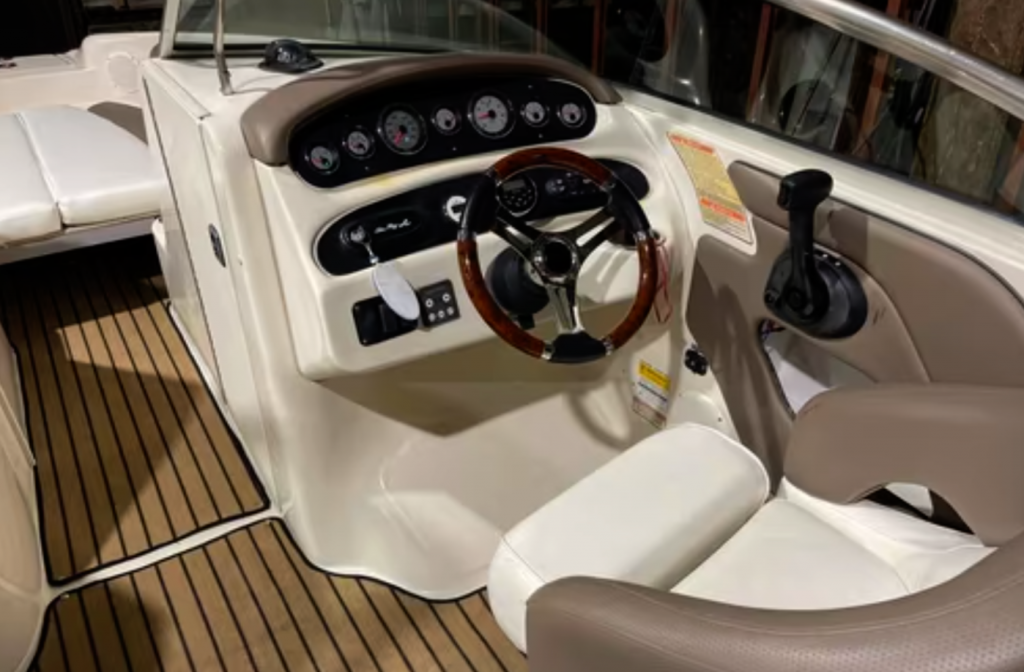 Sea Ray 240 Sundeck 2001 – recent onderhoud, klaar voor varen - Foto 3