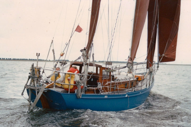 Stalen Kits 11.25 1977 – Zeewaardige langkieler door G. Kroes