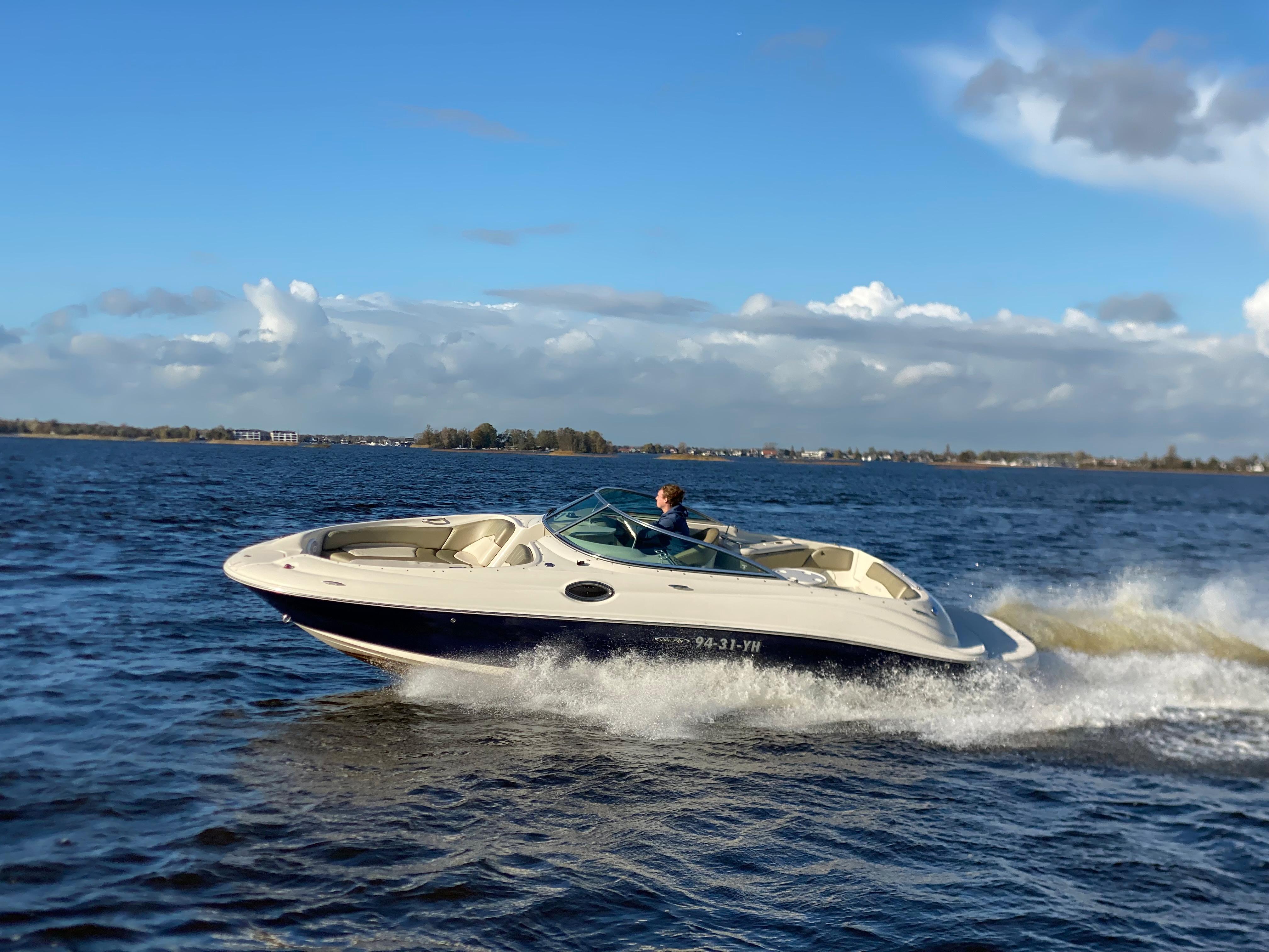 Sea Ray 240 Sundeck 2005 – Bowrider met 499 motoruren - Foto 7
