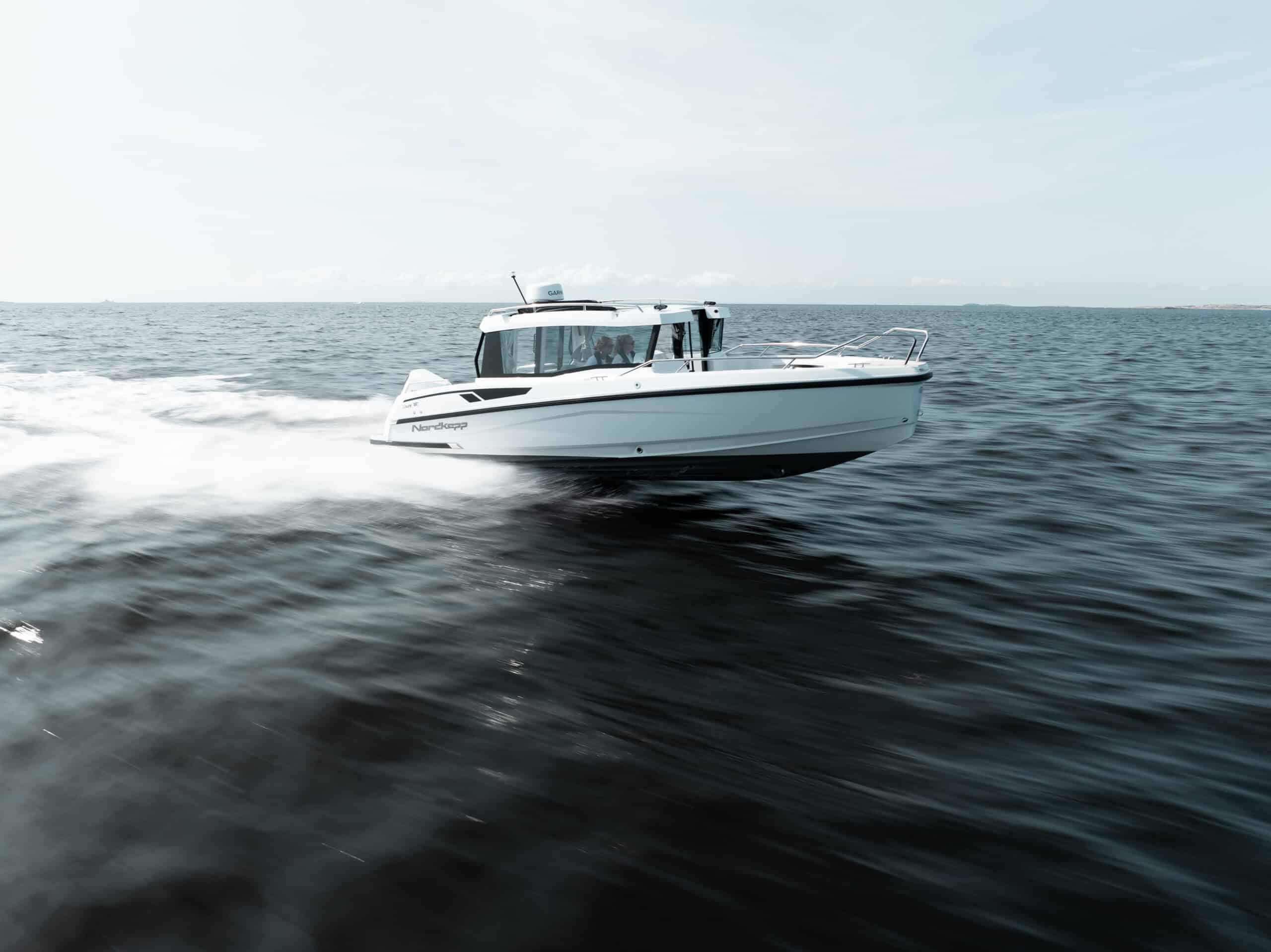 Nordkapp Coupe 2025 – moderne 7,8m zeilboot met V-bodem - Foto 2