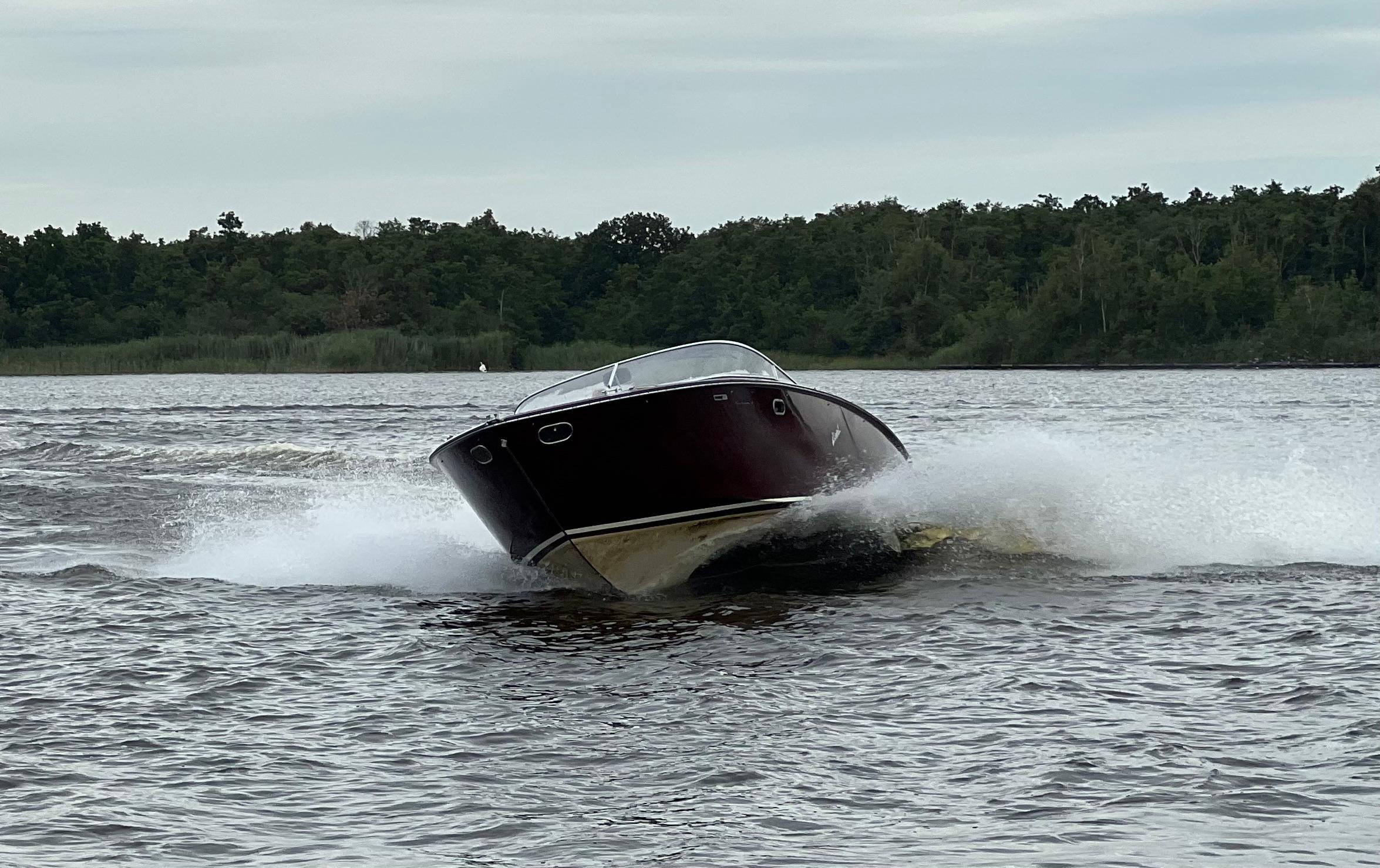 Boesch 850 Runabout Deluxe 1991 – houten klassieker met 604 pk - Foto 13