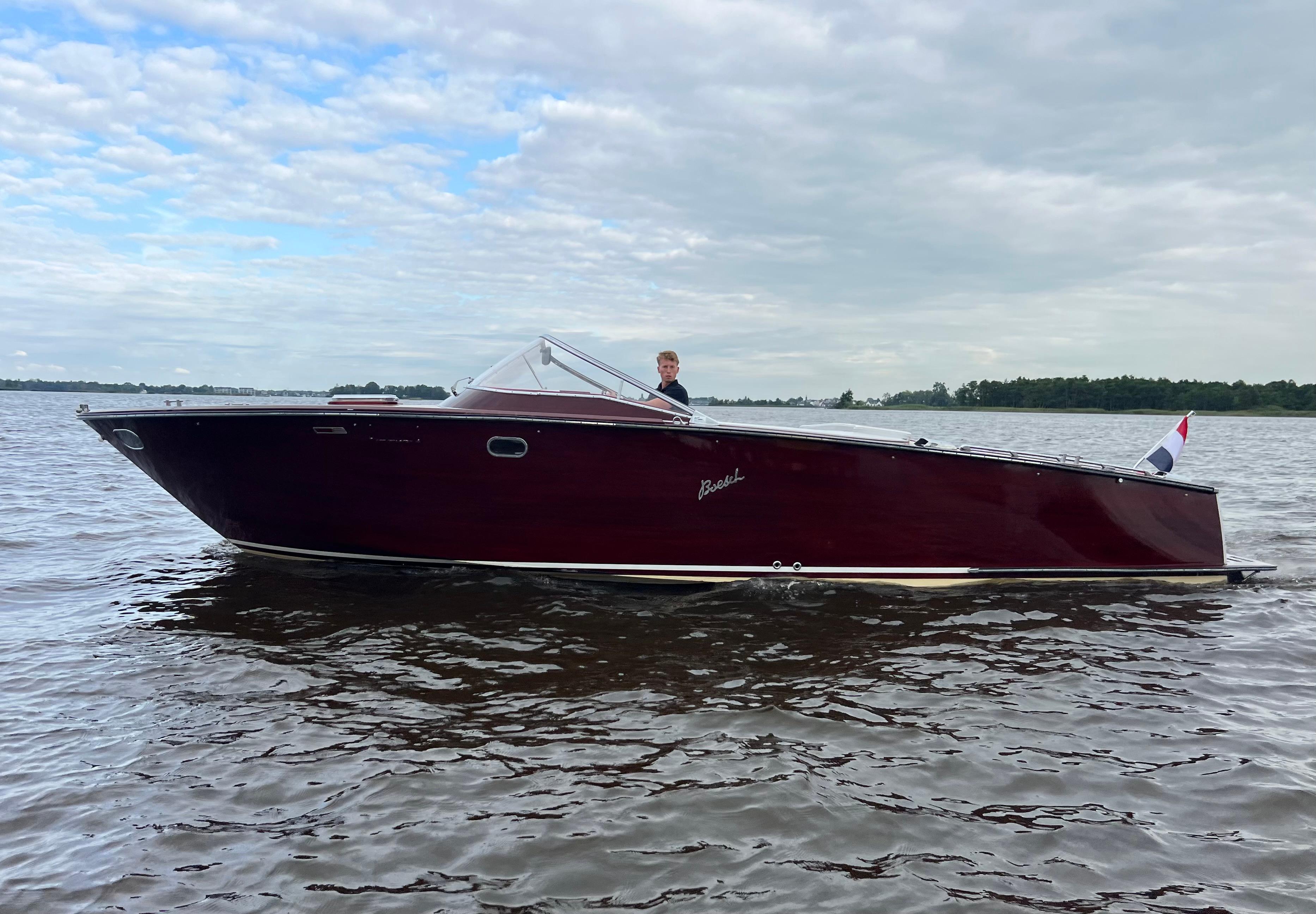 Boesch 850 Runabout Deluxe 1991 – houten klassieker met 604 pk - Foto 4