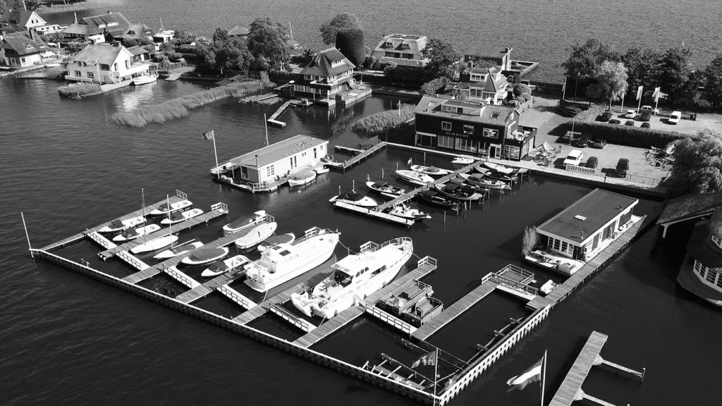 WINTERSTALLING WATER LOOSDRECHT - Foto 1
