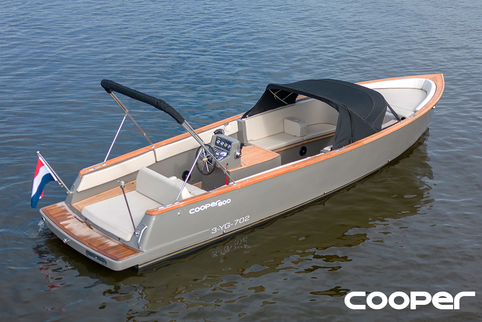 Cooper 800 2025 – 8,3m diesel tender met buiskap