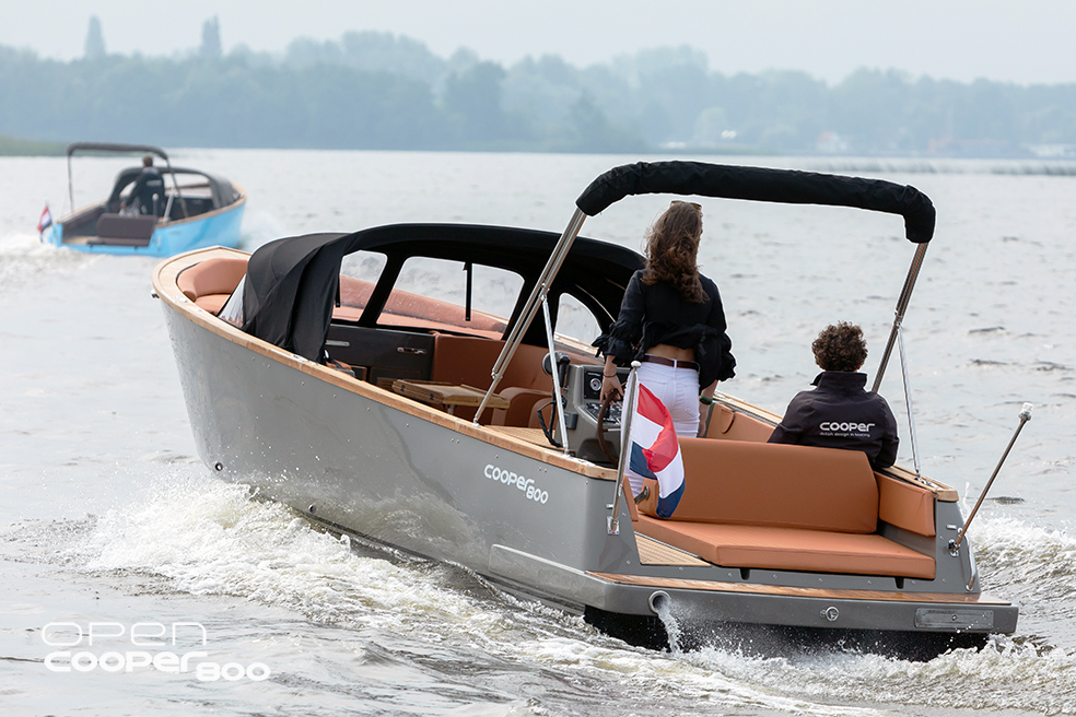 Cooper 800 2025 – 8,3m diesel tender met buiskap - Foto 12