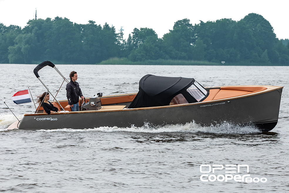Cooper 800 2025 – 8,3m diesel tender met buiskap - Foto 3