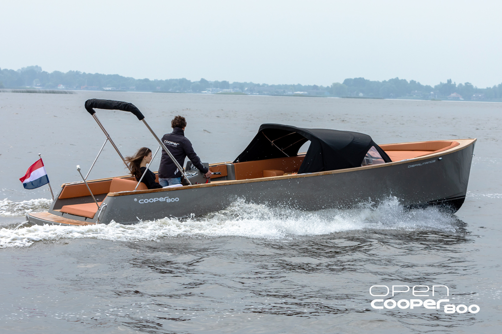 Cooper 800 2025 – 8,3m diesel tender met buiskap - Foto 10