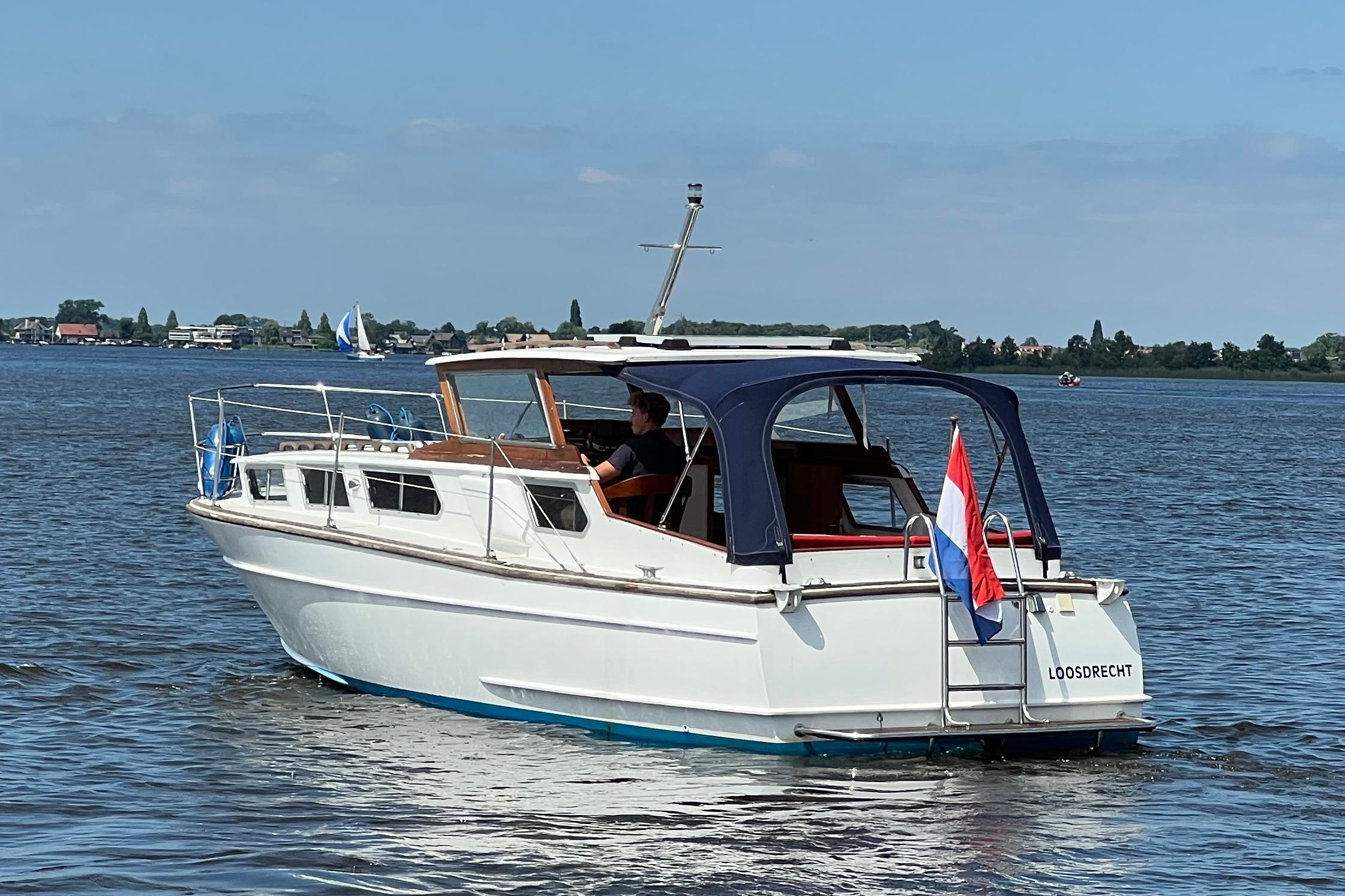 Kruiser Polyflash 950 (1972) – Dieselkruiser met 239 uur - Foto 9